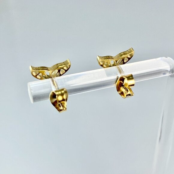Tiny Whale Tail Stud Earrings Stainless - Picture 3 of 6